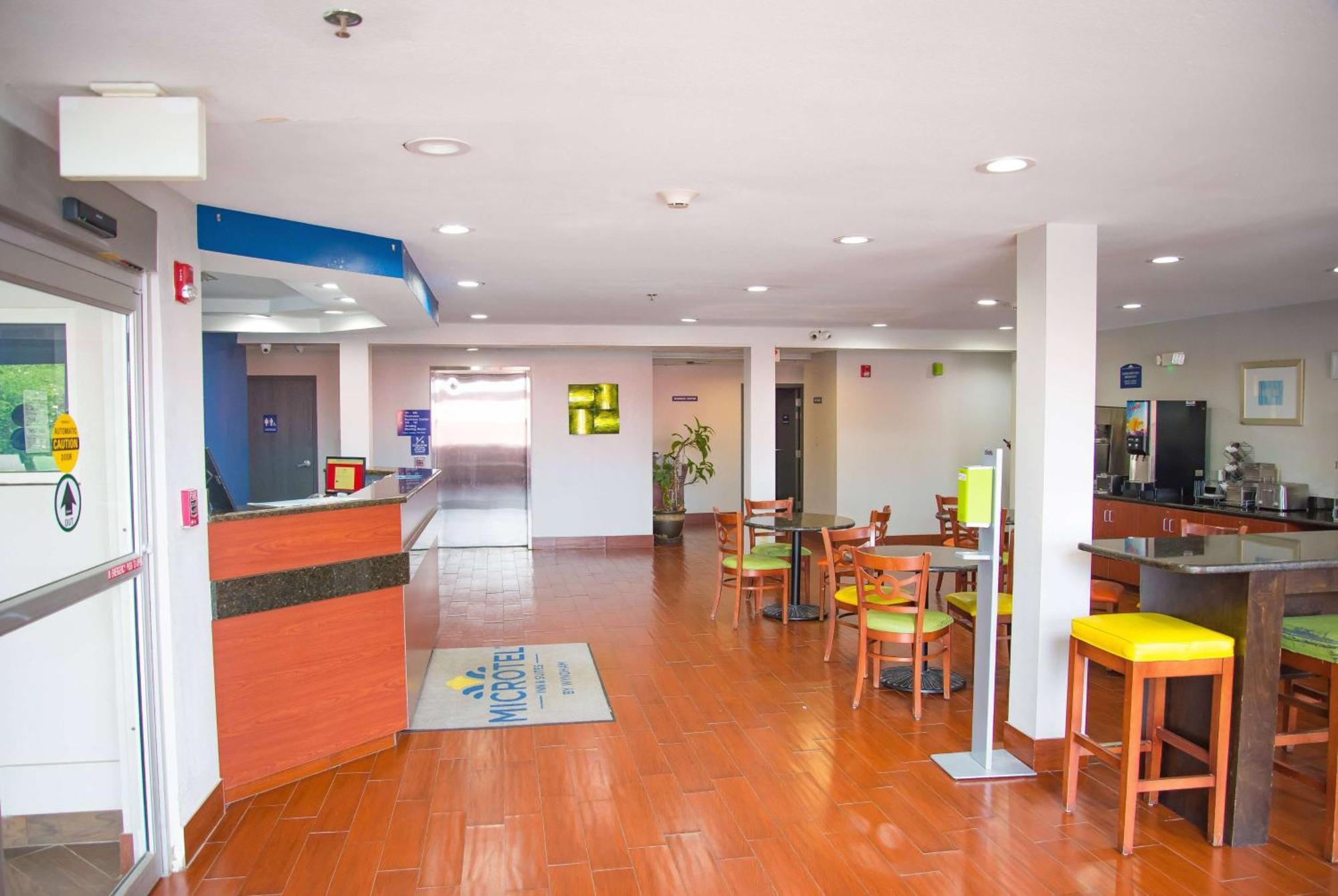 Microtel Inn&Suites by Wyndham Daphne Exterior foto